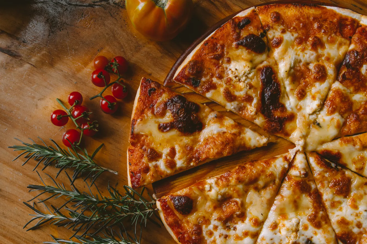 IQ Pizza — Μπολονέζ